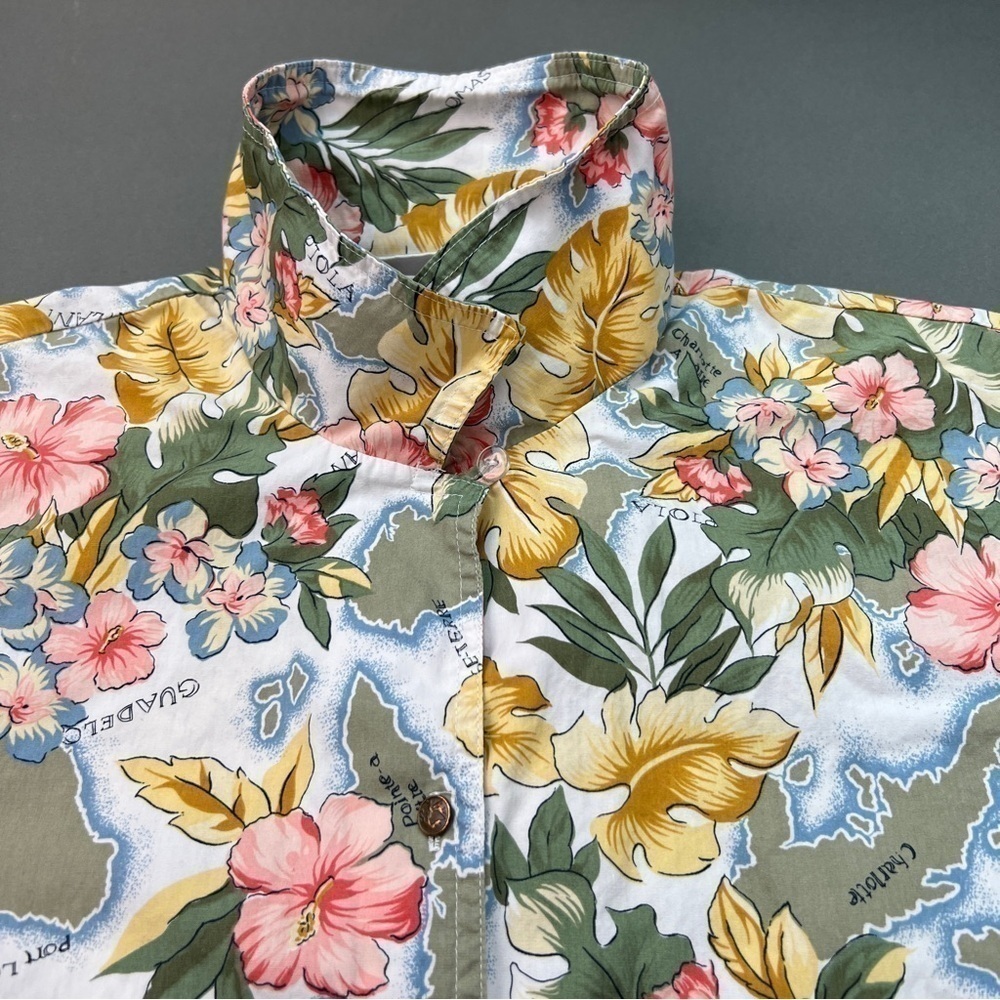 Rare Vintage Floral Button Up Shirt - Picture 7 of 11